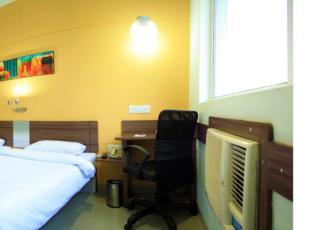 Hotel Ginger East Delhi Neu-Delhi Exterior foto