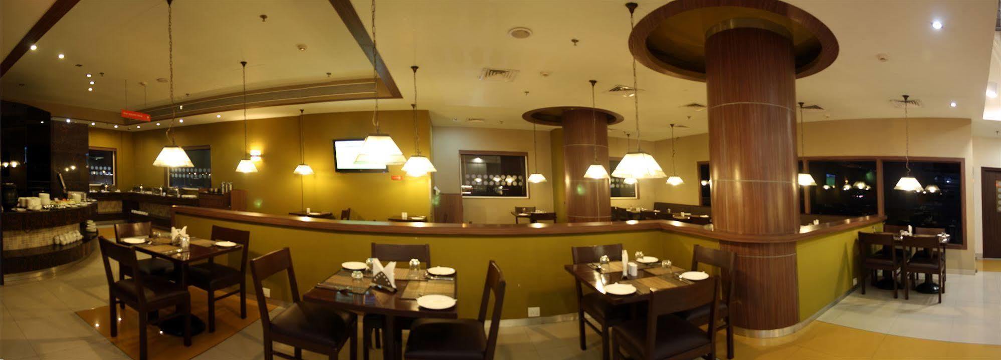 Hotel Ginger East Delhi Neu-Delhi Exterior foto